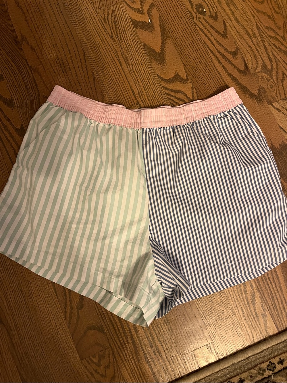 Hollister Ultra High rise Boxer shorts striped elastic waist pockets lined Large